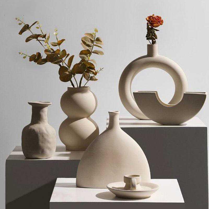 Beautiful minimalist vase, shops handmade pottery