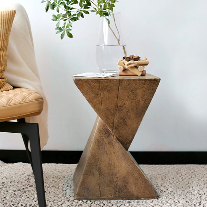 Axel - Modern Geometry Side Table  BO-HA   