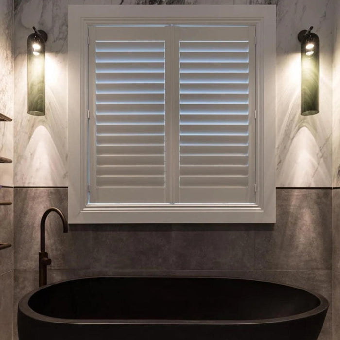 Liviana - Glass Wall-Mounted Lamp — customer photo by Jamie V.
